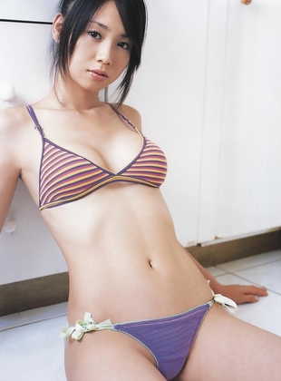 長谷川恵美 画像
